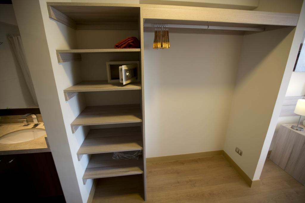 Urbano Apartments Miraflores Pardo Lima Bilik gambar